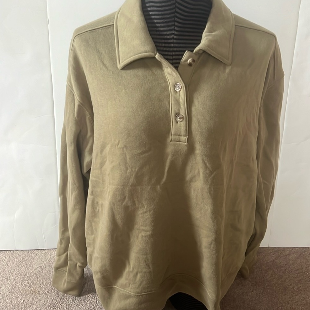 VS PINK olive green top